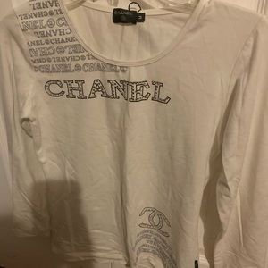 Channel white tee long sleeve size medium